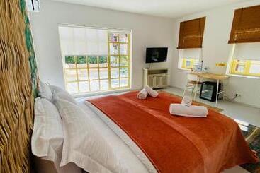 Bono Hotel Old Town