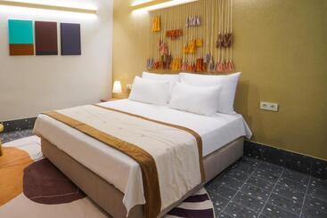 Bono Hotel Old Town