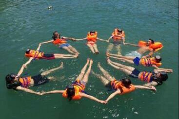 هتل Cat Ba Thailand