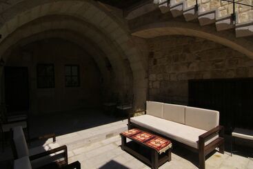 酒店 Tafana Cave & Stone Lodge