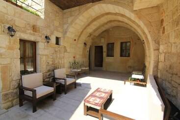 酒店 Tafana Cave & Stone Lodge