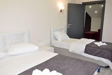 Platana Suit Apart Otel