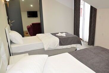 Platana Suit Apart Otel