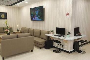 هتل Seeing Inn