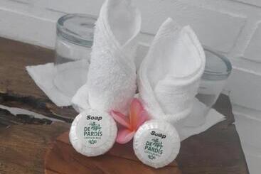 پانسیون Bali De Pardis Cottage