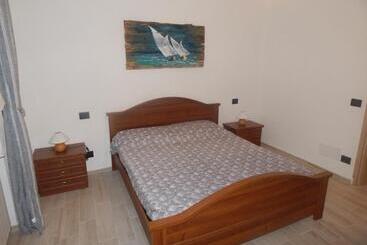پانسیون Guest House Berzefi