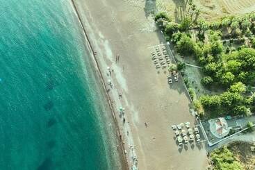 Resort Otel Eden Bungalows And Beach