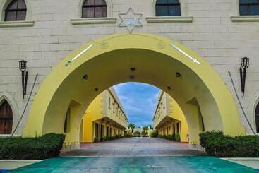 Aparthotel Castillo Real