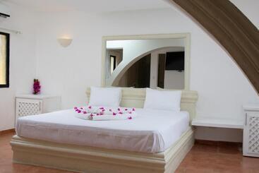 Aparthotel Castillo Real
