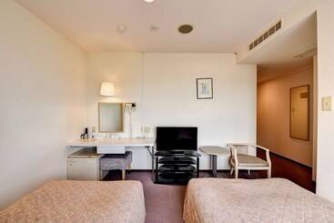 هتل Ichihara Inn Social Goi