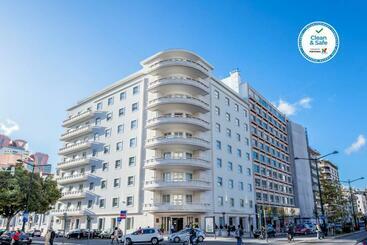 پانسیون Luzeiros Suites