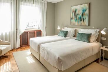 پانسیون Luzeiros Suites