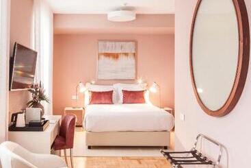 پانسیون Luzeiros Suites
