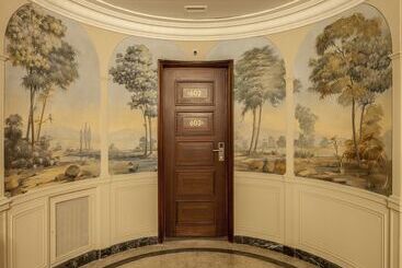 پانسیون Luzeiros Suites