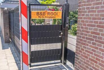 Rooi Bij De Knoptoren B&b