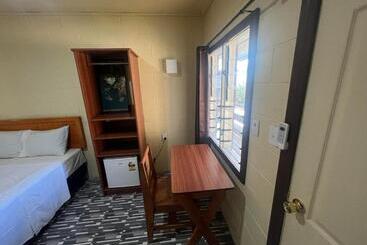 Transit Motel