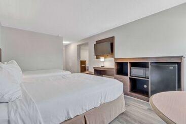 هتل Baymont By Wyndham North Myrtle Beach