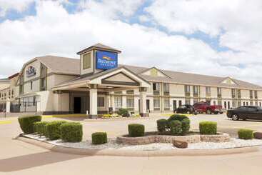 هتل Baymont By Wyndham Oklahoma City Airport