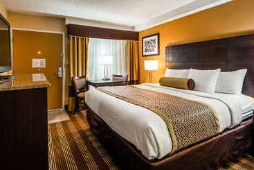 هتل Best Western Cape Cod