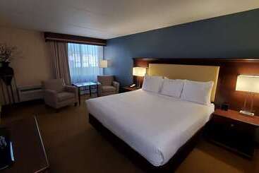 هتل Best Western Plus Coeur D'alene Inn