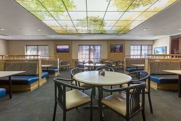 هتل Best Western Plus Coeur D'alene Inn