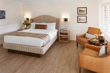 هتل Coachman's Inn, A Four Sisters Inn