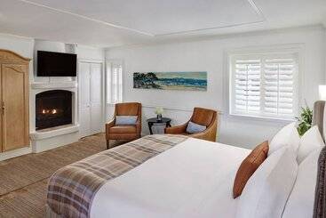 هتل Coachman's Inn, A Four Sisters Inn