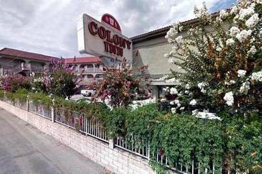 هتل Colony Inn