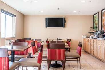 هتل Comfort Inn