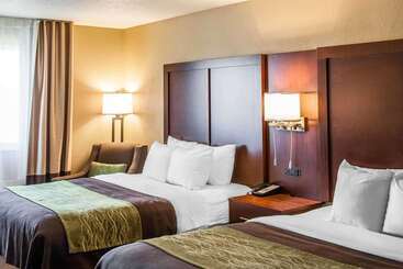 هتل Comfort Inn