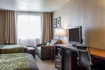 هتل Comfort Inn