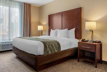 هتل Comfort Inn