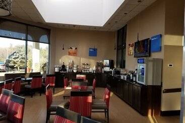 هتل Comfort Inn North Of Asheville