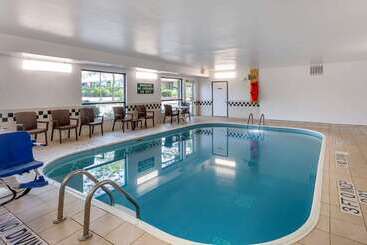 هتل Comfort Inn Rockford Near Casino District