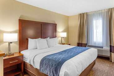 هتل Comfort Inn Rockford Near Casino District