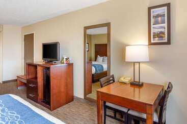 هتل Comfort Inn Rockford Near Casino District