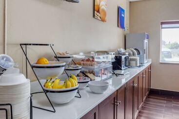 هتل Comfort Inn Rockford Near Casino District