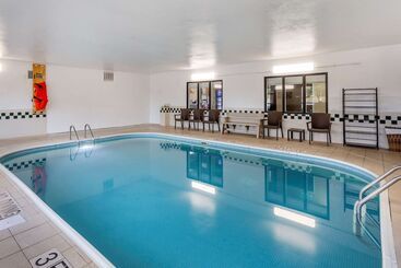 هتل Comfort Inn Rockford Near Casino District