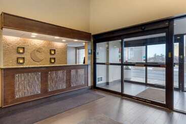 هتل Comfort Inn St. Louis  Westport Event Center