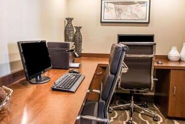هتل Comfort Inn St. Louis  Westport Event Center