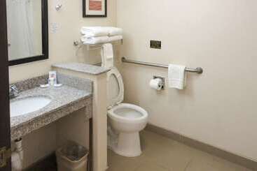هتل Comfort Inn & Suites Alamosa