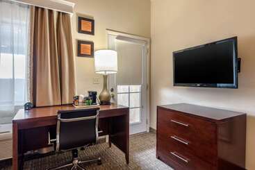 هتل Comfort Inn & Suites Alamosa