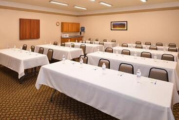 هتل Comfort Inn & Suites Alamosa