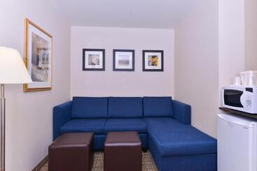 هتل Comfort Inn & Suites Alamosa