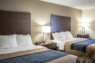 ホテル Comfort Inn & Suites Fuquay Varina