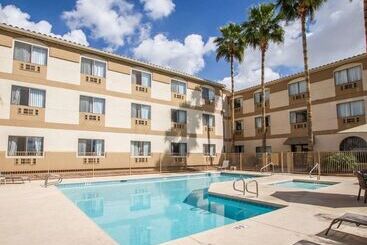 هتل Comfort Inn West Phoenix At 27th Ave And I I0