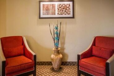 هتل Comfort Inn West Phoenix At 27th Ave And I I0