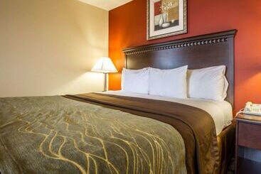 هتل Comfort Inn West Phoenix At 27th Ave And I I0