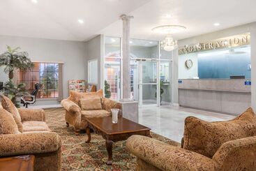 هتل Days Inn By Wyndham Portland/corpus Christi