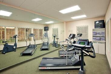 هتل Holiday Inn Express & Suites Williamsburg, An Ihg